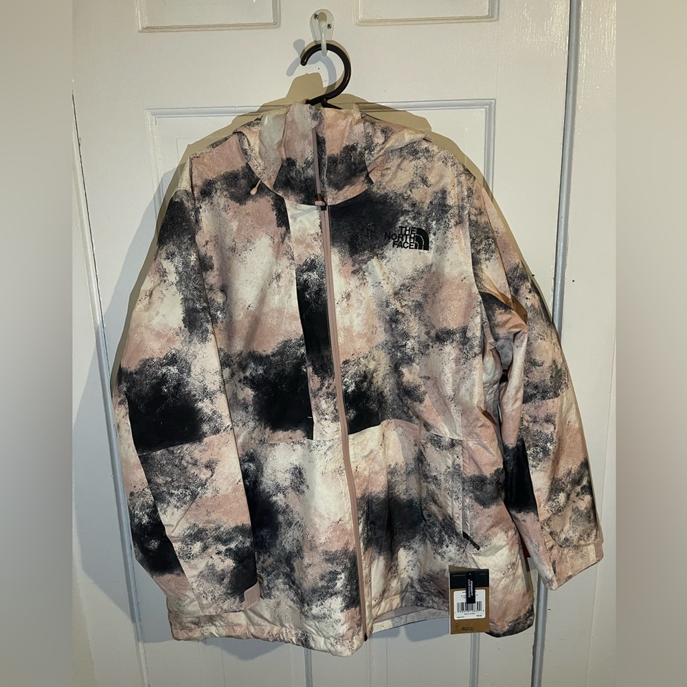 The North Face Women’s Thermo-ball Jacket Triclimate